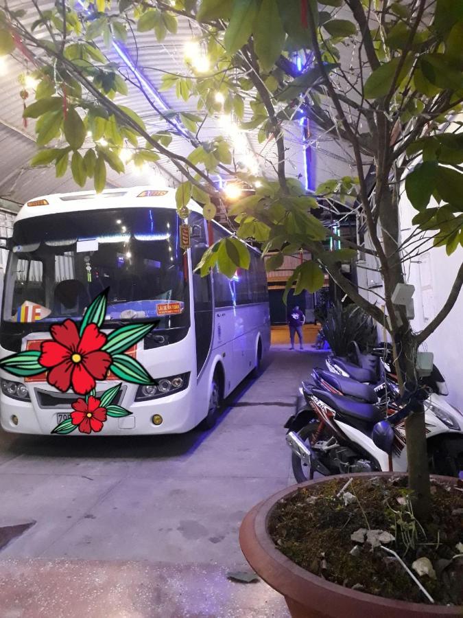 Khách Sạn Tiến Phát Cà Mau Esterno foto