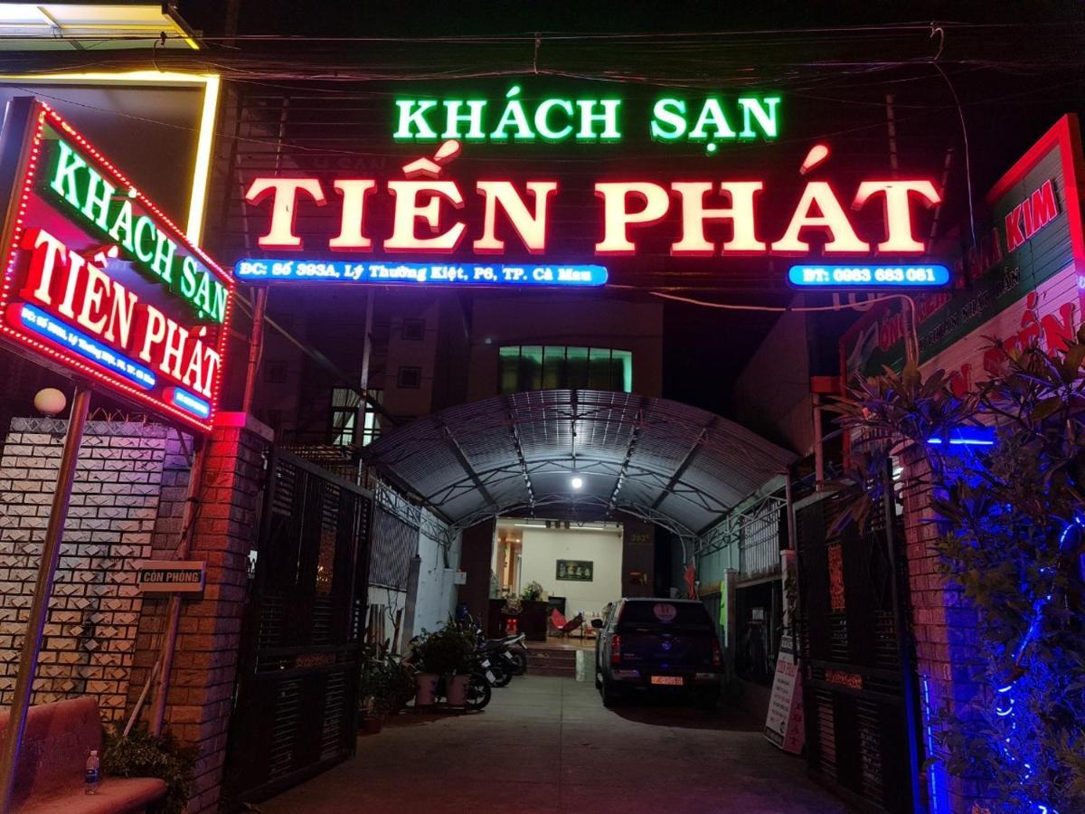 Khách Sạn Tiến Phát Cà Mau Esterno foto