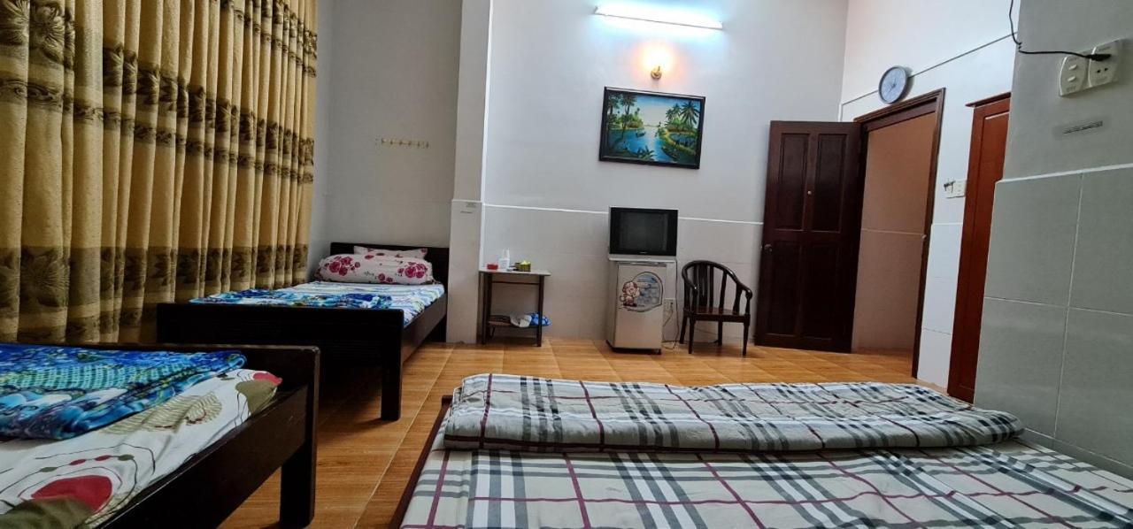 Khách Sạn Tiến Phát Cà Mau Esterno foto