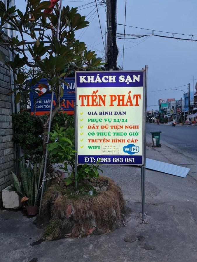 Khách Sạn Tiến Phát Cà Mau Esterno foto