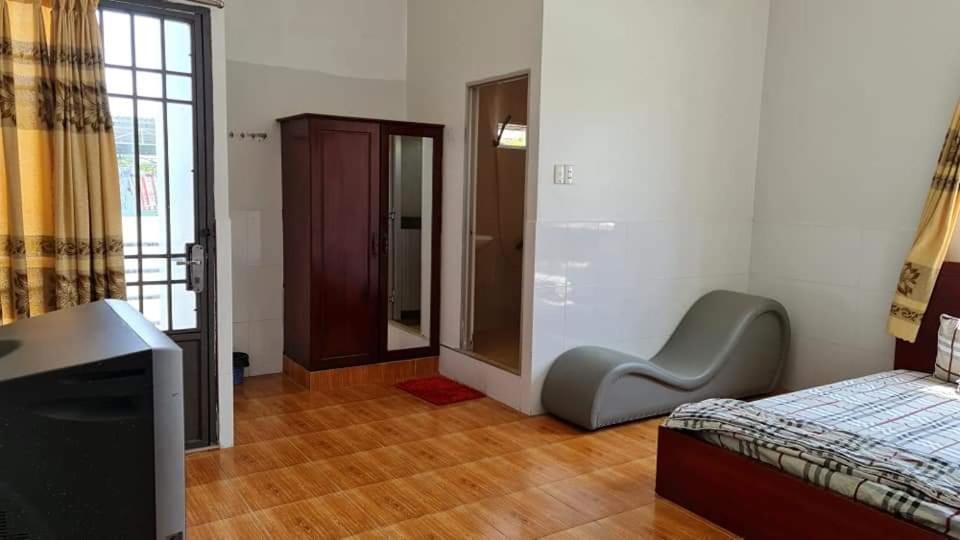 Khách Sạn Tiến Phát Cà Mau Esterno foto