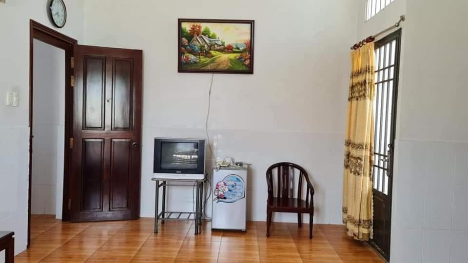 Khách Sạn Tiến Phát Cà Mau Esterno foto