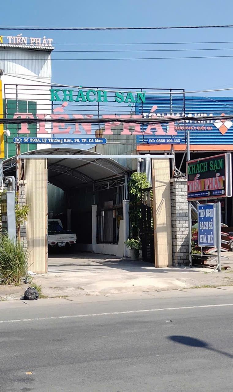 Khách Sạn Tiến Phát Cà Mau Esterno foto